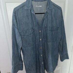 GAP Men's Blue Denim Casual Button Down Shirt